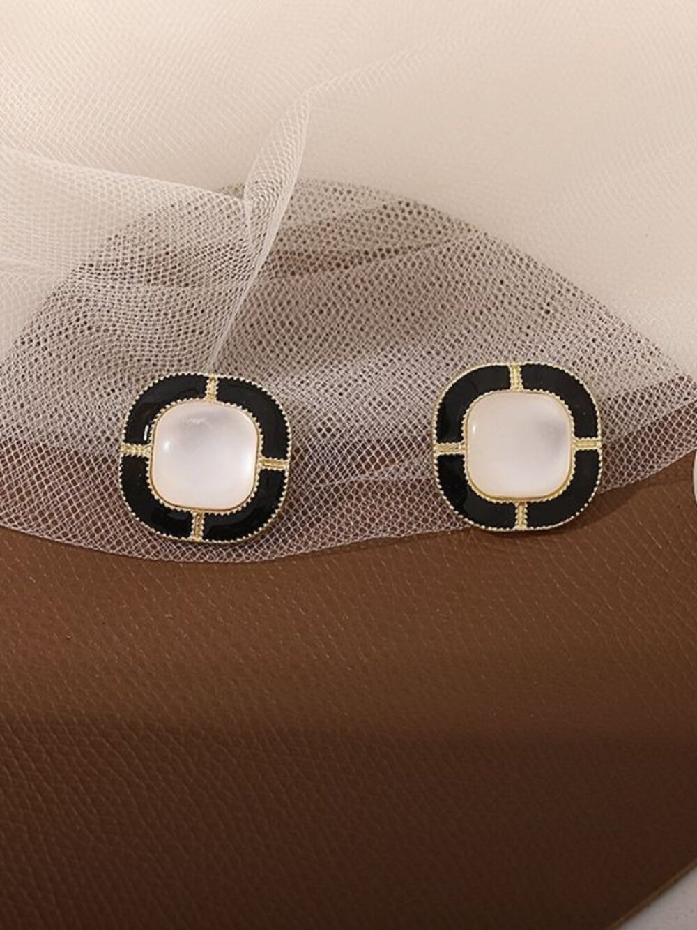 Valeri Ann Elegant Composure Square Stud Earrings Black Cream Gold Gift Packaged